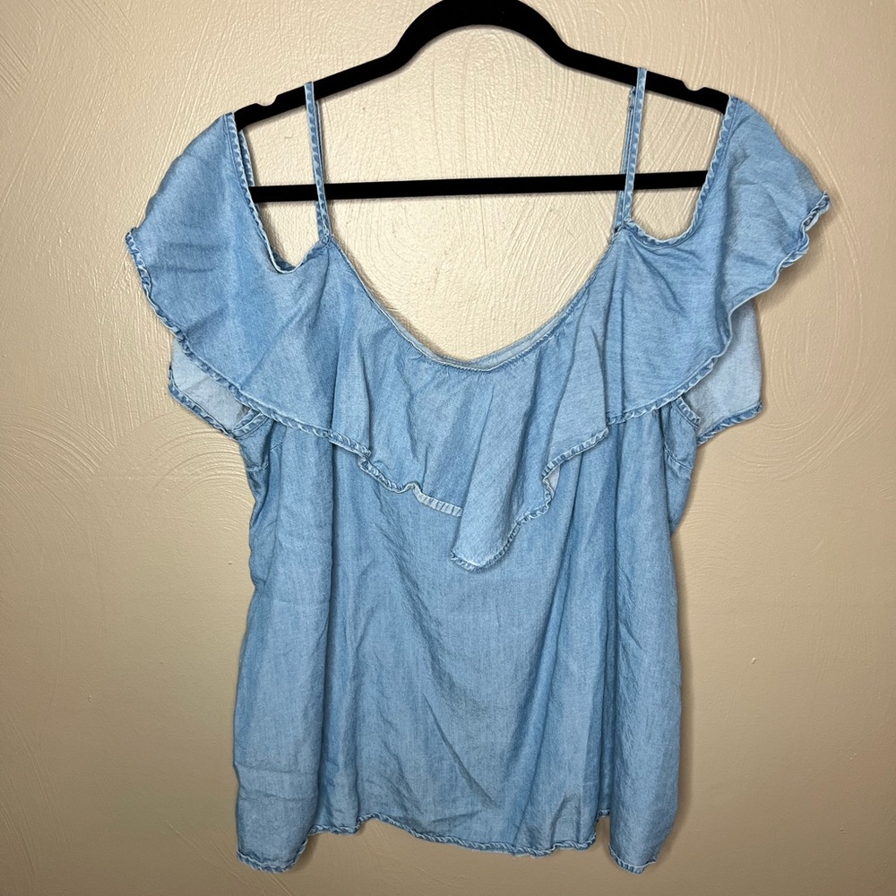Old Navy top